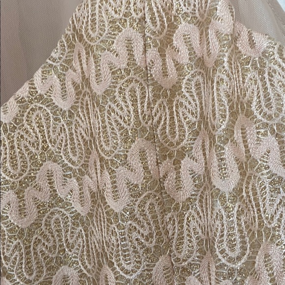 BRAND NEW ROSE GOLD SHIMMERY DRESS - Picture 3 of 6